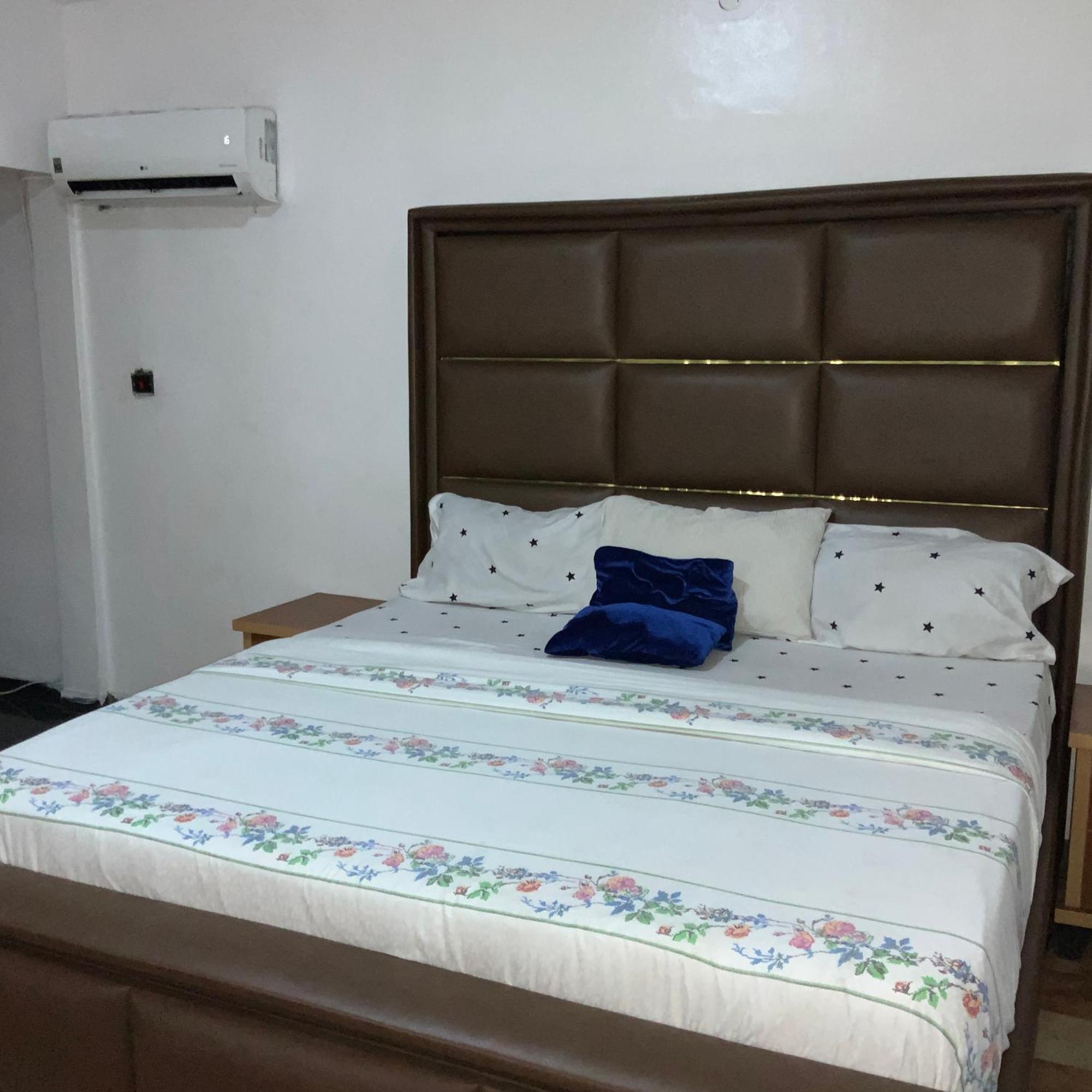 Blue Moon Hotels Victoria Island Lagos Eksteriør bilde